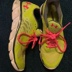 Women’s Under Armour Tennis Shoes